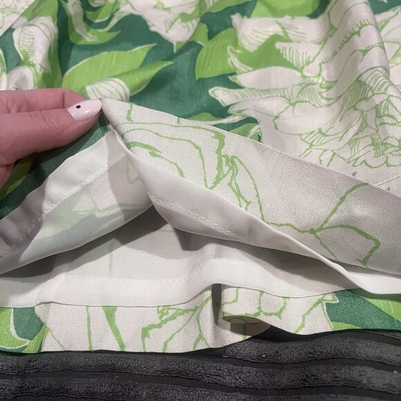 New! Trina Turk Floral Skirt Size 4, Green, Lined, Side Zip Silk - Picture 3 of 11